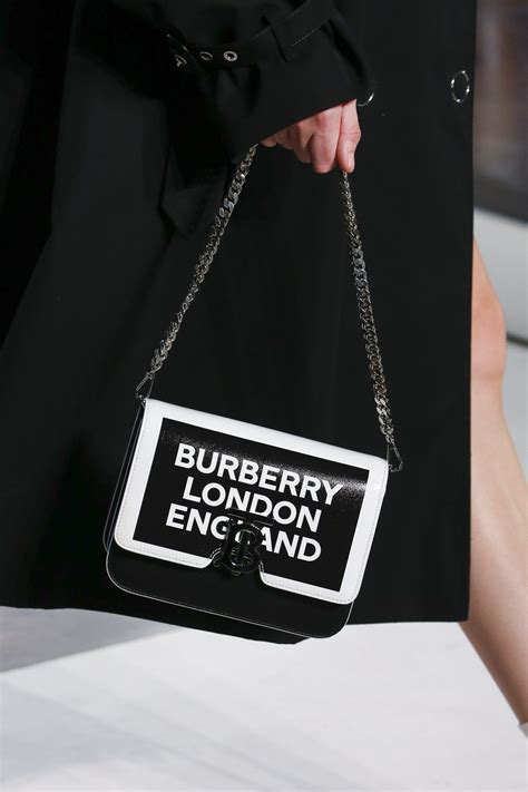 burberry spring 2019 ready to wear collection|burberry factory outlet online store.